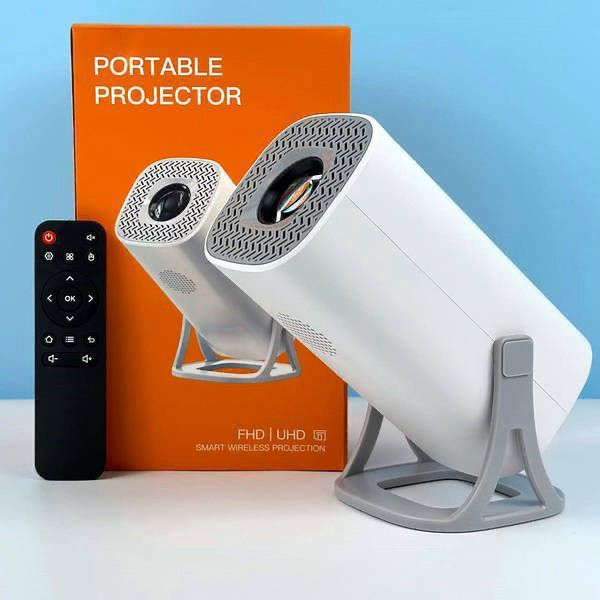 PORTABLE PROJECTOR